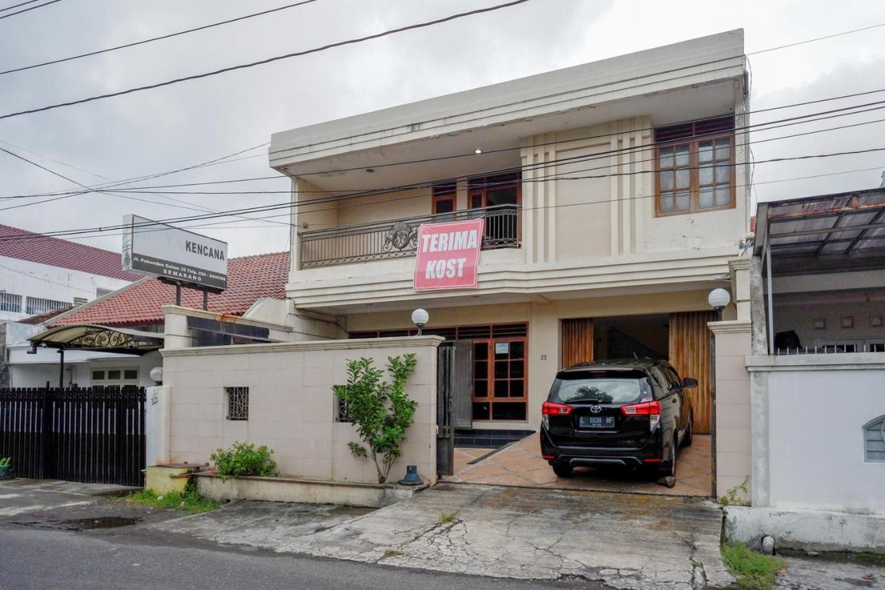 Hotel Koolkost Near Kawasan Simpang Lima Semarang Esterno foto